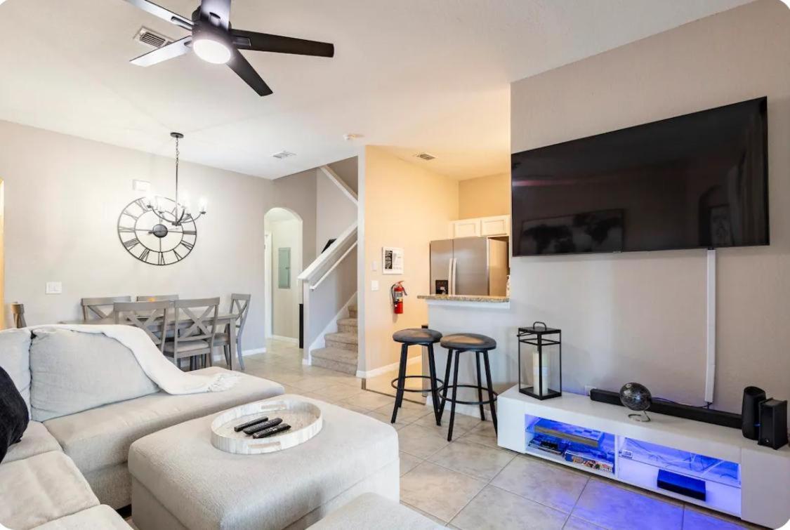Resort With Lazy River Townhome ダベンポート エクステリア 写真