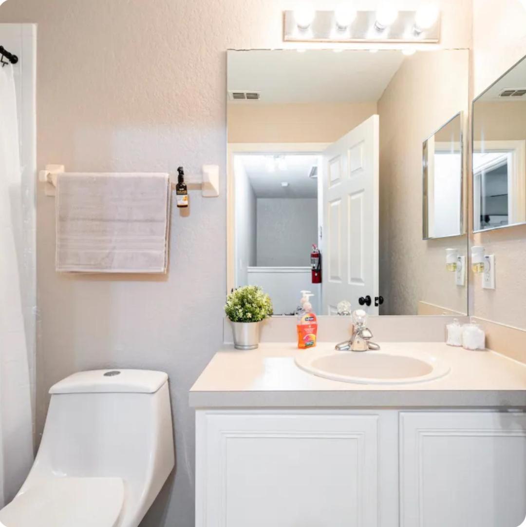 Resort With Lazy River Townhome ダベンポート エクステリア 写真