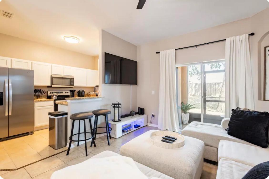 Resort With Lazy River Townhome ダベンポート エクステリア 写真