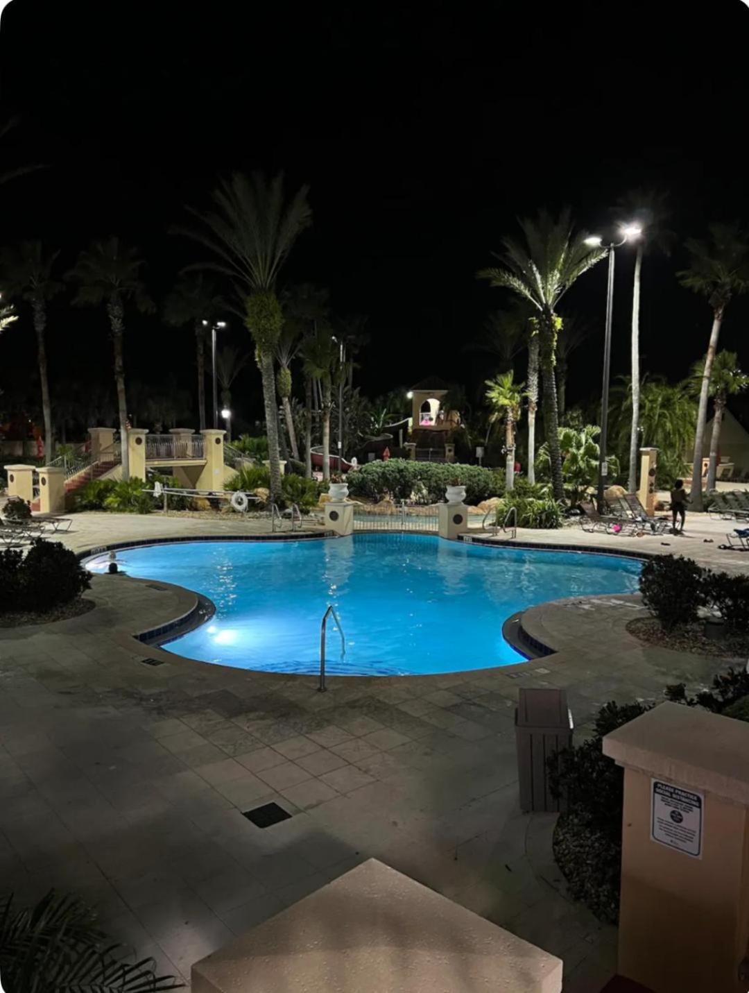 Resort With Lazy River Townhome ダベンポート エクステリア 写真