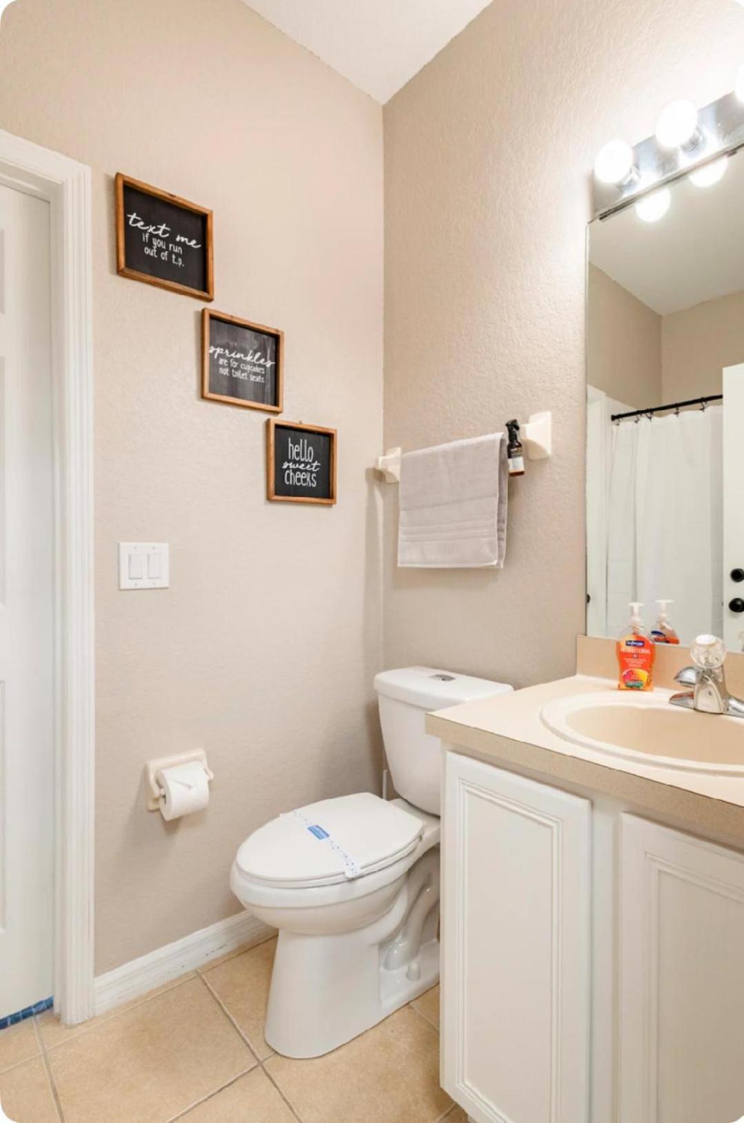 Resort With Lazy River Townhome ダベンポート エクステリア 写真